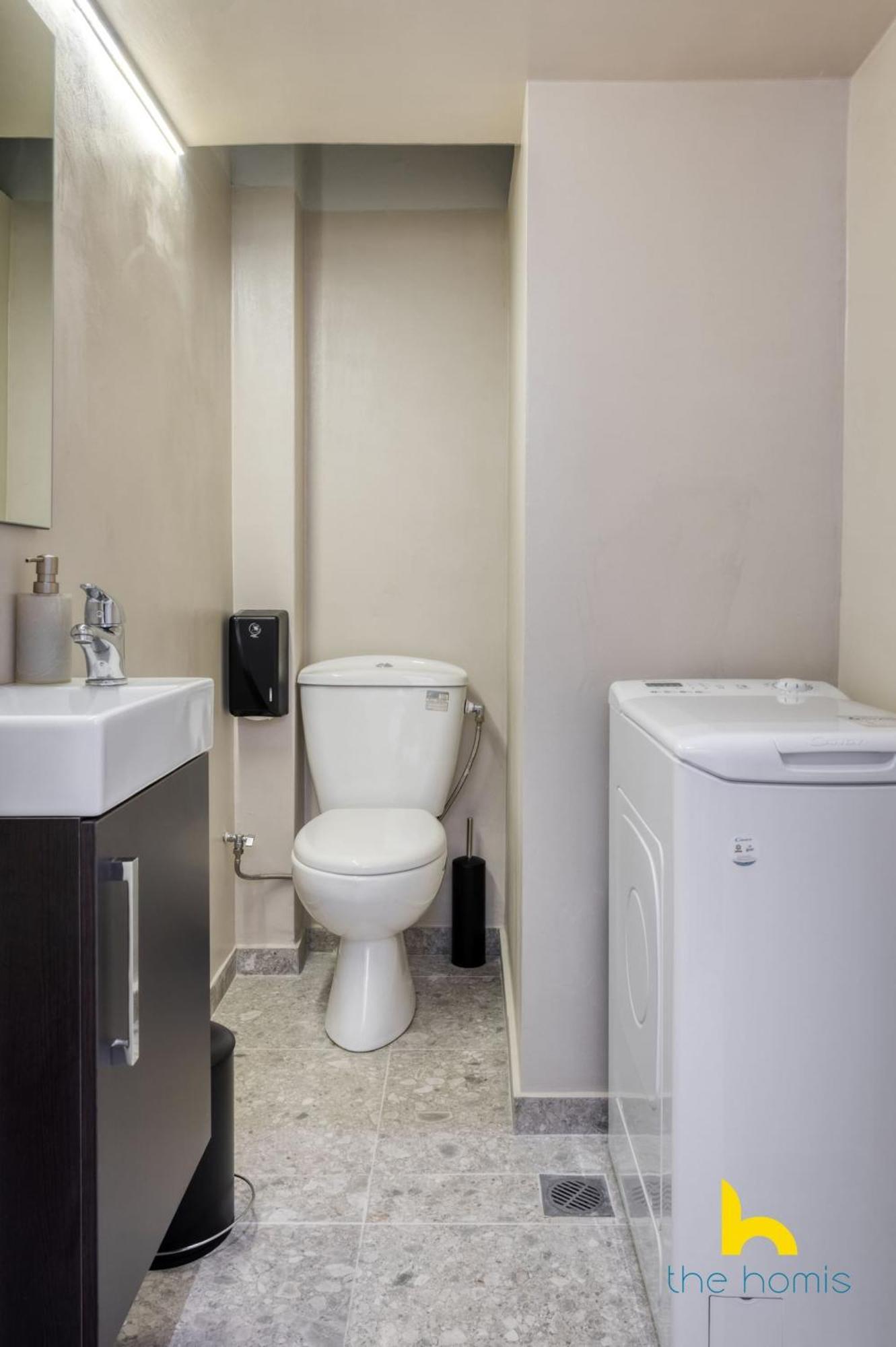 Contemporary 2-Bdr Apt Near Kalimarmaro & Alsos Park! Athens Exterior photo