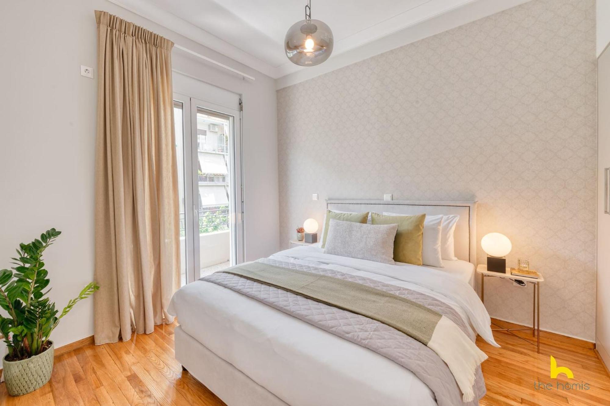 Contemporary 2-Bdr Apt Near Kalimarmaro & Alsos Park! Athens Exterior photo